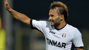 Becali anunță încă două transfeuri! "Am vorbit cu Lovin..." AVANSUL cerut de Teixieira pentru a veni la FCSB. "Am acceptat, nu e nicio problemă"