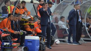 Reghe a negat că ar fi vrut să-l lovească pe Popescu: "Nu răspund unui om care nu e președintele Craiovei! Cred că e singurul din istoria Craiovei care ține cu Dinamo!"