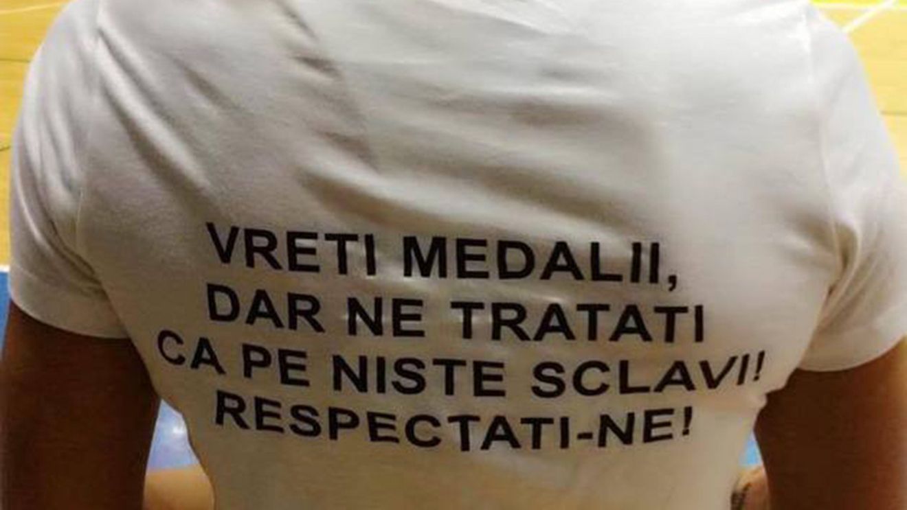 Mesaj dur al unei handbaliste pentru autoritățile din România: "Vreți medalii, dar ne tratați ca pe niște sclavi. Respectați-vă valorile!"