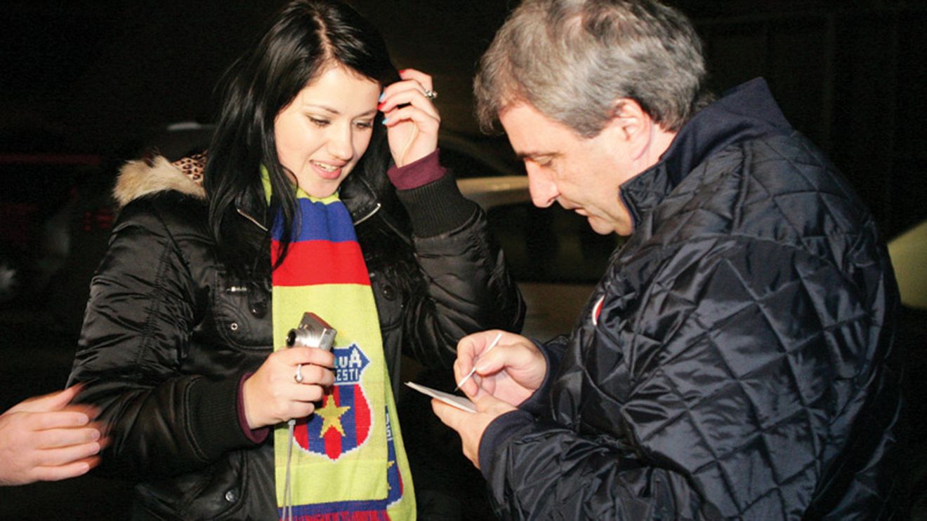 Stoichiță riscă. Ovidiu Petre, titular