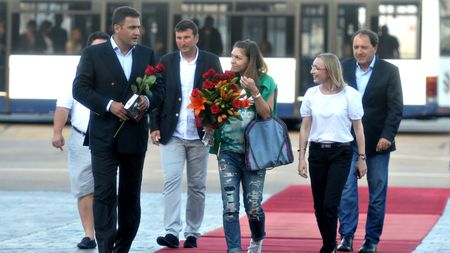 SPECIAL | FR de Tenis umilește tinerele talente, dar cheltuie bani pentru "susținerea" Simonei Halep. Părinții unor juniori de clasă mondială se revoltă: "N-am primit nici măcar o minge"