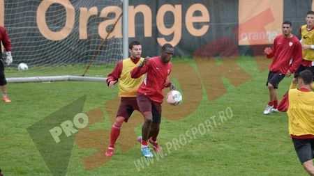 Balotelli de "Ștefan cel Mare"!  Atacantul a efectuat primul antrenament sub comanda lui Tibor Selymeș, la Dinamo II