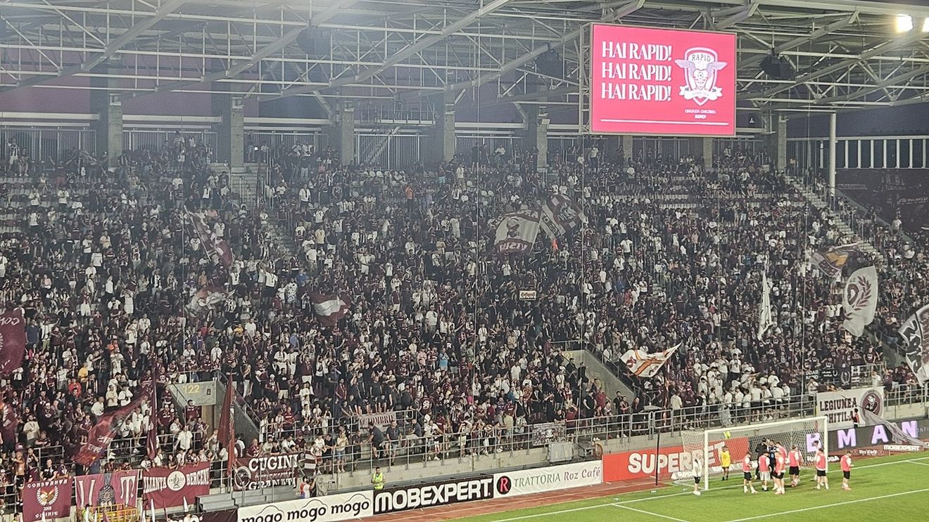 Ce s-a întâmplat pe Giuleşti, chiar înainte de Rapid - CFR Cluj. Crainicul a amuțit când a auzit ce strigă galeria bucureşteană