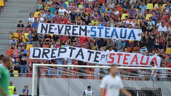 "Știm că probabil ne veți disprețui!" Peluza Roș-Albastră iese la atac în "Războiul Stelelor". Sesizarea oficială făcută de fani