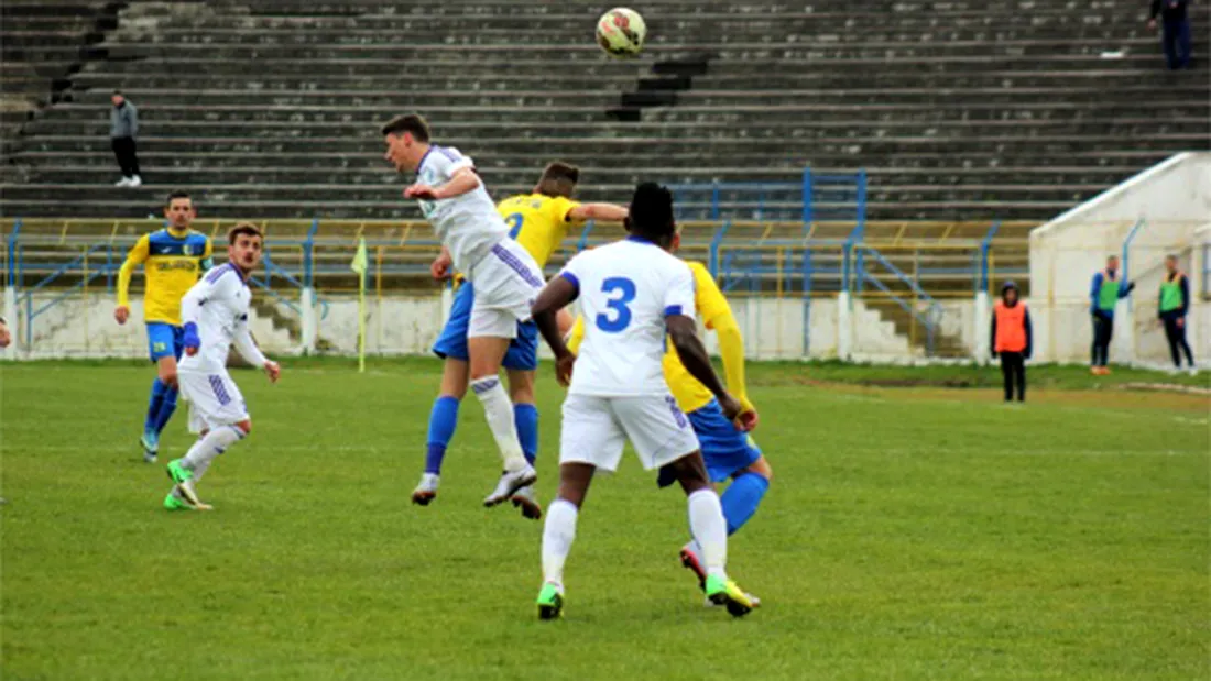 S-au anihilat reciproc! CSM și Olimpia au dezamăgit în Zăvoi, într-un meci în care ambele echipe reclamă câte un penalty neacordat.** Ce spun Gane și Andone VIDEO