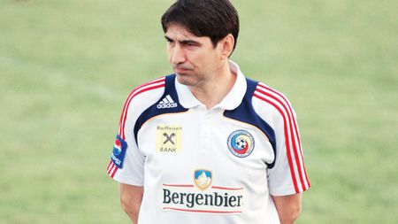 Pițurcă întinerește naționala