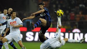 Se face rocada?** Inter îi ia înlocuitor lui Chivu de la City! O regulă UEFA îl poate ajuta pe român să ajungă lângă Pantilimon