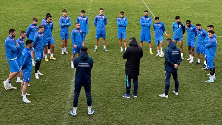 Corvinul renunță la doi jucători împrumutați de la UTA, iar amândoi ajung la altă echipă din Liga 2 controlată de același agent