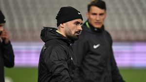 Liniștitul Vali Crețu a găsit vinovatul pentru rușinea din Steaua Roșie - FCSB 1-0 și a făcut prăpăd: „Doarme pe el!”