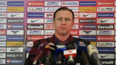 Reghecampf, despre virusul misterios care a lovit Steaua la ora meciului cu Vaslui: "Am luat toate măsurile, am dezinfectat sala de mese". Ce jucători au fost afectați  