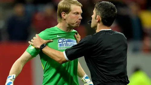 Cel mai tensionat moment de la Steaua - Petrolul! Ce nu s-a văzut la TV: Arlauskis și-a ieșit din minți și a sărit la arbitru