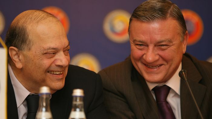 Unde a vândut Hagi: Apollon, clubul bănuit că driblează regulile FIFA, e sponsorizat de trezorierul UEFA, "My friend Mario". Bonus: Hagi, amenințat de Ioan Becali | Cazul "Viitorul transferat", partea V