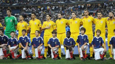 „Am devenit carne de tun la națională. Și eu, și Răzvan Lucescu! Iisus a fost jertfit fără păcat, ce să mai vorbim despre noi?”. George Florescu explică furtuna din jurul său în perioada de la reprezentativă: „N-am lingușit pe nimeni. N-avea cine să mă apere, așa că le era tuturor la îndemână să mă lovească” | VIDEO EXCLUSIV