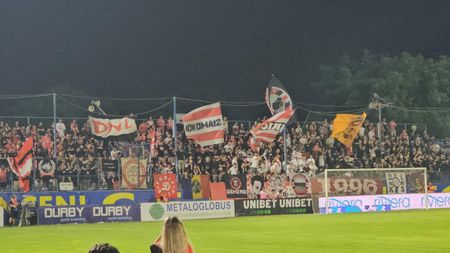 Ultraşii lui Dinamo, război cu cei de la CSA Steaua şi injurii la adresa lui Ion Iliescu