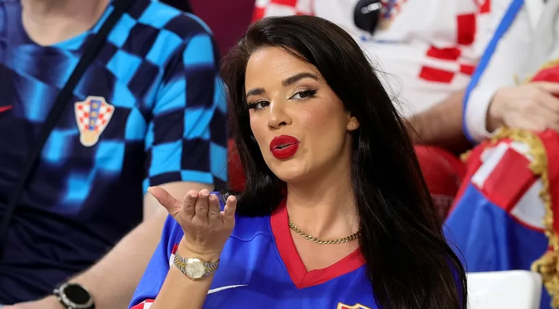 Ivana Knoll a făcut furori și în finala mică de la Mondialul din Qatar. Tricoul cu care „cucerit” internetul: „De acum iubesc Croația!” | GALERIE FOTO