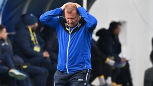 Cum l-a numit Dorinel Munteanu pe Florinel Coman. Gafă similară cu cea a lui Anghel Iordănescu