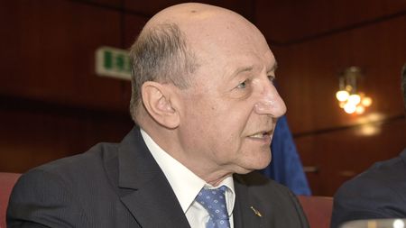 Traian Băsescu a explodat de nervi când a auzit ce a pățit Ana Bărbosu: „Americii nu i-au ajuns toate medaliile!”