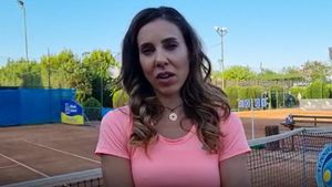 Daună totală pentru Mihaela Buzărnescu! Sportiva a rămas fără 100.000 de euro după ce și-a dat în judecată fostul antrenor: decizia finală a instanței