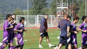 Olăroiu și Rădoi se bat pentru postul de antrenor la Steaua :)** Ce zice Oli de elevul său