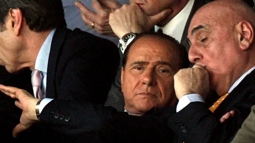 Berlusconi, pe urmele lui Becali**: 