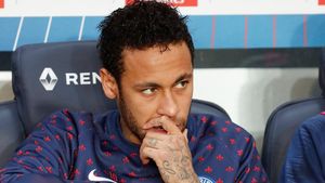 Probleme pentru Neymar. Răspunsul dat de PSG echipei Barcelona: "Așteptăm noi ordine"