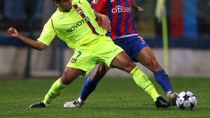 EXCLUSIV | Cariera lui George Ogăraru a fost la un pas de colaps: "Era pe lista de plecare când am ajuns la Steaua". Walter Zenga spune cum a fost salvat fundașul