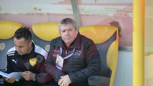 Țălnar, după salvarea de la retrogradare a Brașovului: "Meciul cu Gaz Metan m-a îmbătrânit cu 10 ani. La anul sper să ne batem pentru primele 6-7 locuri"