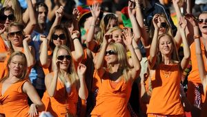 Cele două suportere olandeze arestate au fost puse în libertate