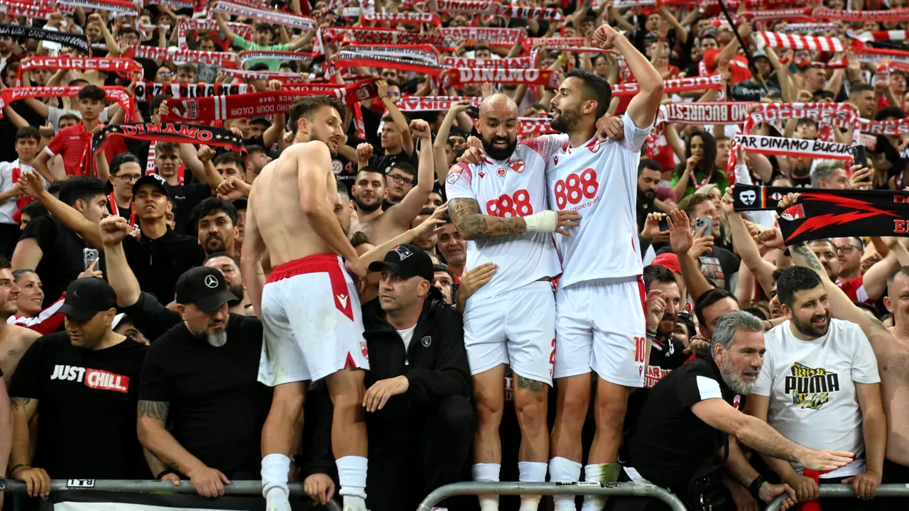 Adrian Mititelu, dat pe spate de suporterii lui Dinamo: „Parcă era un meci din Premier League! Sunt cei mai tari, cred că și peste Rapid!” | EXCLUSIV