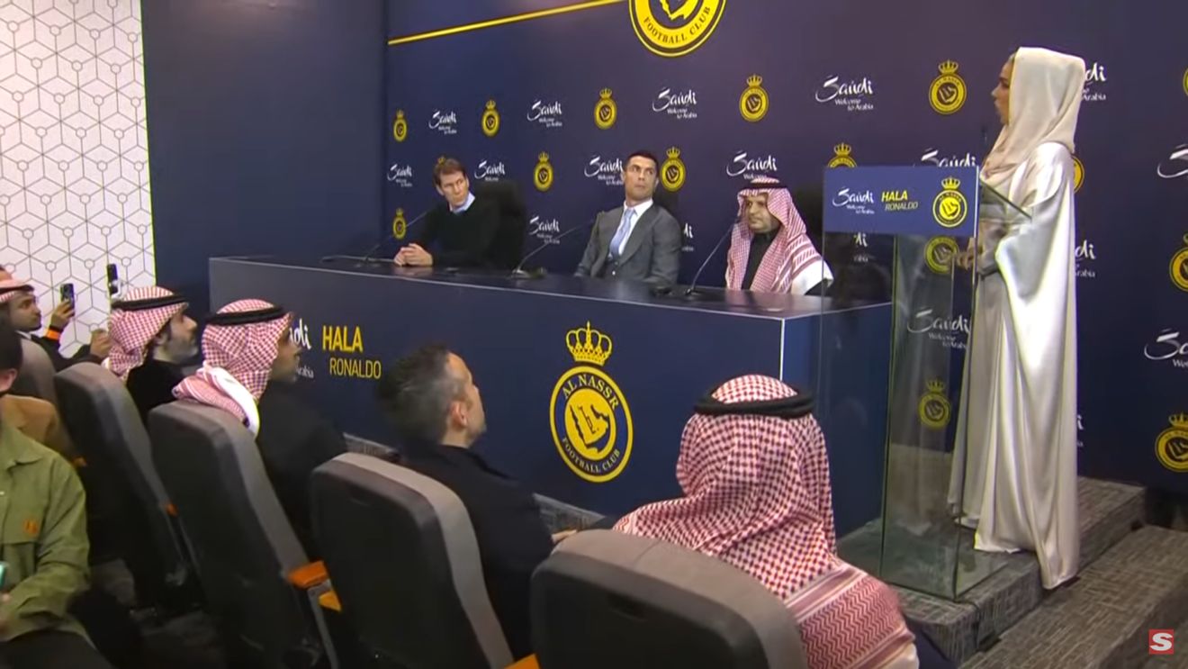 Ai greșit continentul, băiatul meu! Cristiano Ronaldo, gafă de proporții în timpul conferinței de prezentare la Al-Nassr! Cum a reușit să îi insulte pe saudiți încă de la prima apariție: în ce țară crede că a ajuns