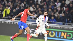 Coşmarul FCSB din Europa, la un pas să devină coleg cu Radu Drăguşin. Tottenham e gata să achite 22.500.000 de euro