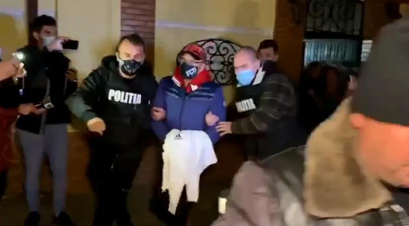 Adrian Mititelu, ”distrus” de o parte a ultrașilor din Craiova! Mesajele apărute în Bănie după arestarea patronului ”FC U”. E considerat ”omul care a făcut cel mai mult rău Craiovei din istorie” | FOTO