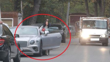 Apariție Incendiară! Cum și-au asortat Ilie Năstase și Ioana Simon hainele cu mașina de 240.000 de euro pe care fostul mare tenismen i-a dăruit-o soției sale | FOTO