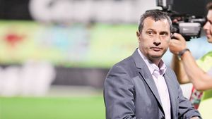 Rednic: "Cu NEC nu mai merge cu călcâie și miștouri"