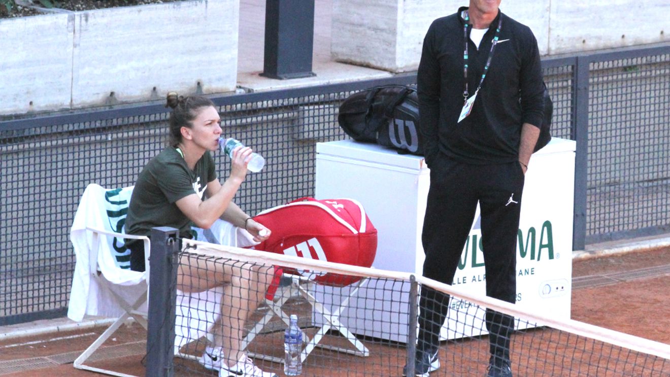 EXCLUSIV | Simona Halep a avut parte de un observator de lux la antrenamentul dinaintea sfertului de finală cu Garcia FOTO. Corespondență din Roma 