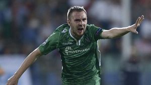 Cosmin Moți, despre o posibilă revenire la Dinamo. „Nu vreau să îmi bat joc de tot ce am făcut bun pentru mine!” Ce zice despre situația din „Groapă”