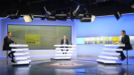 Ștucan, două întrebări publice pentru Iohannis și Ponta, candidații din cea mai diluată dezbatere electorală. Implicările lor în cazurile "Blaturi la Voința Sibiu" și "Cenușăreasa din Formula 1"