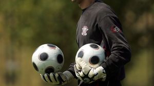 Coman: "Îmi doresc să rămân la Rapid, aici ma simt cel mai bine"