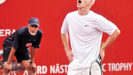Momentul în care Serena i-a luat fața Simonei la auzul anunțului "Vă rog să primiți cu aplauze liderul mondial!", explicat: "Indiferent ce ați crede..."