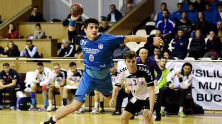 Povestea handbalistului care a marcat golul de aur al României pentru o calificare după 10 ani la un Mondial de tineret: "Ne dorim și o medalie, dar nu vrem să zburăm ca baloanele"