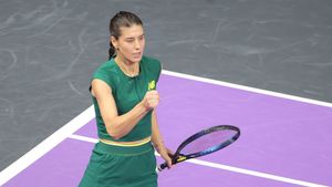 Sorana Cîrstea trăiește o a doua tinerețe în tenis! S-a calificat în sferturi la Cleveland după o victorie convingătoare
