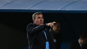 Gică Hagi vrea să dea tunul pe piața transferurilor! A lucrat în secret la prima mutare pentru Europa, dacă ia titlul: a trimis oferta clubului din Serie A! „Știe ce vrem!”