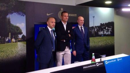 Vidic a ajuns la Milano și a vorbit pentru prima dată ca jucător al Interului: "Puteam veni aici cu ani în urmă. Sunt sigur că am făcut alegerea corectă"