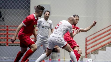 CS United Galați, eliminată în „optimile” Ligii Campionilor de „Real Madrid din futsal”. Vedeta lui Kairat Almaty este Sávio Valadares, un jucător brazilian cu cetățenie română | FOTO
