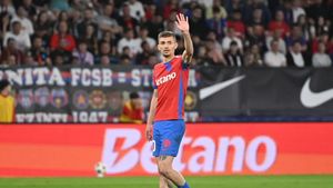 „Eu respect și aștept respect”. Marius Baciu a dat verdictul despre situația lui Florin Tănase la FCSB