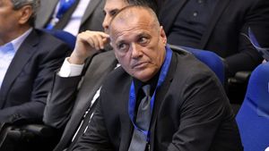 FC U Craiova 1948 a reacționat după ce instanța i-a impus să își schimbe stema și denumirea: „Vom face apel! Palmaresul este clar de partea noastră”