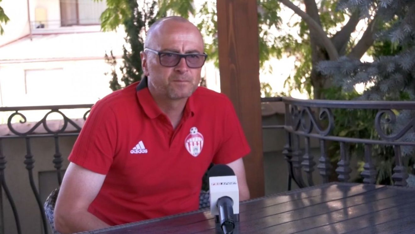 Prima etapă, primul scandal în Liga 1! Leo Grozavu a pus tunurile pe arbitrii români: „Nu suntem aici unii Dumnezei și altii plebea poporului”