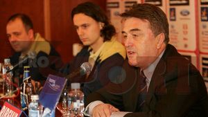 Antic a adunat "cavaleria" pentru meciul cu România!