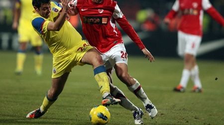 'Câinii' joacă pe o primă de 30.000 de euro în derby!** Condiția: să bată la două goluri diferență!