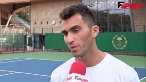 INTERVIU VIDEO | Maxi-tiebreak cu Tecău: "Dumnezeu m-a învățat să câștig, să fiu mai modest, mai smerit, să nu mă ia capul, să rămân cu picioarele pe pământ, să muncesc foarte mult. De acolo îmi iau eu putere mereu"